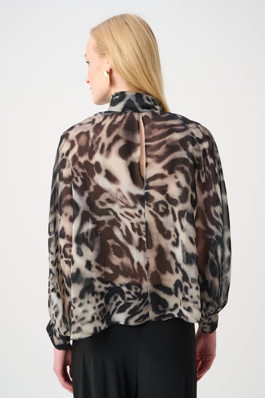 Joseph Ribkoff 263743 casacca squadrato in chiffon con stampa animalier e fiocco