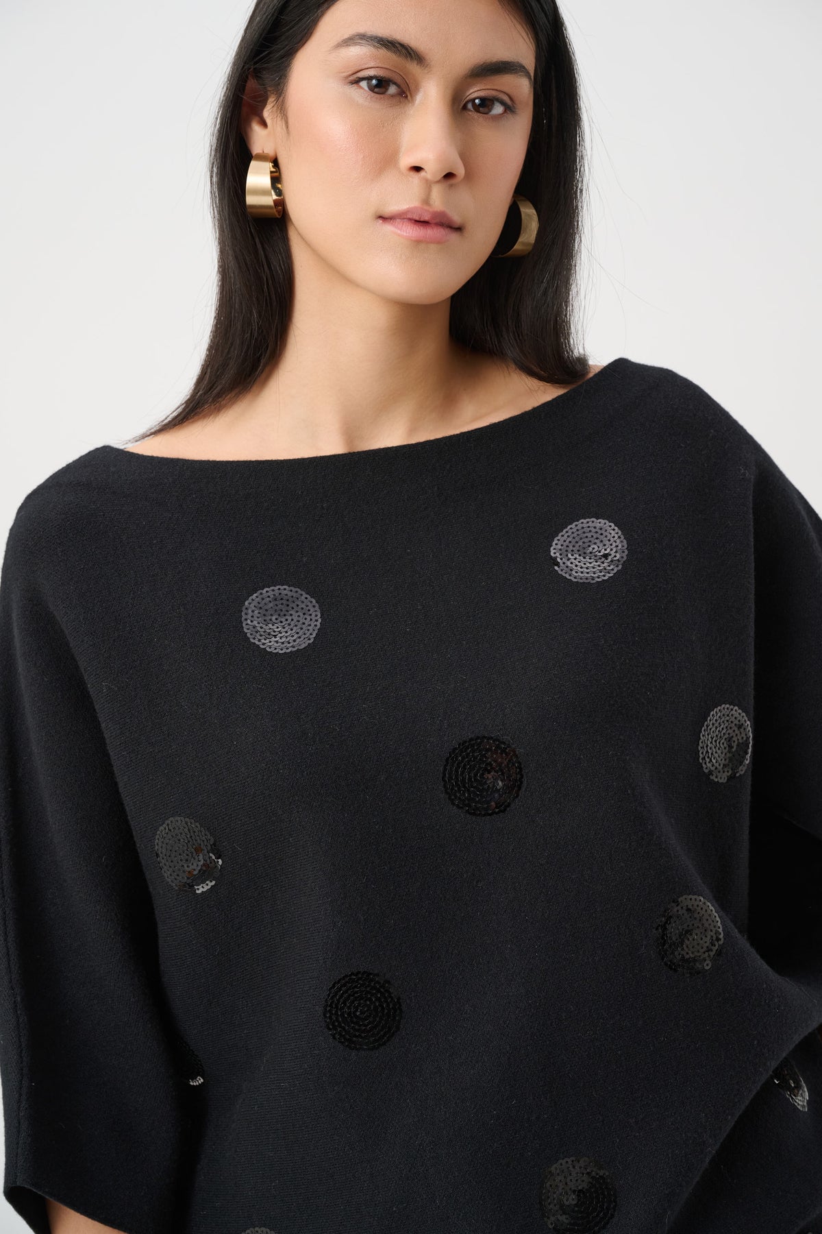 Joseph Ribkoff 263942 Maglione squadrato ricamato in viscosa e nylon spazzolato