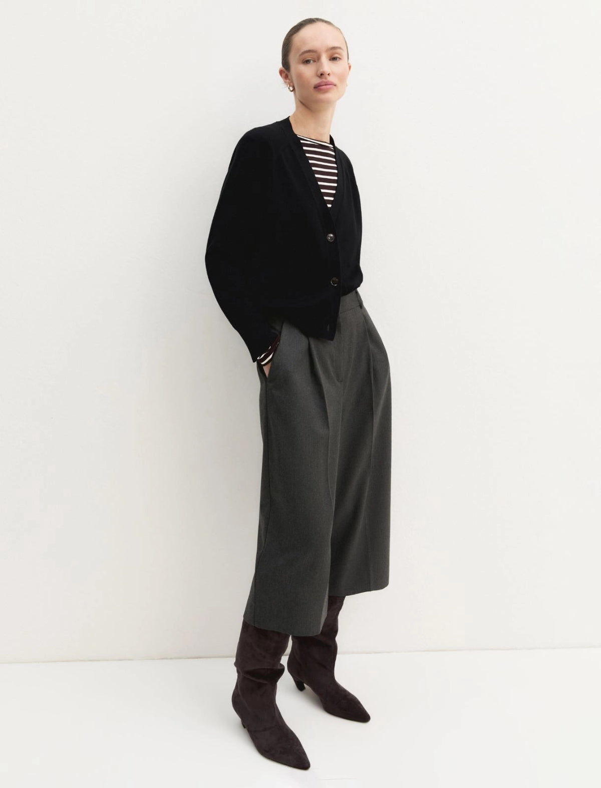 EMME MARELLA 1 EMMGINNASTA Pantalone corto